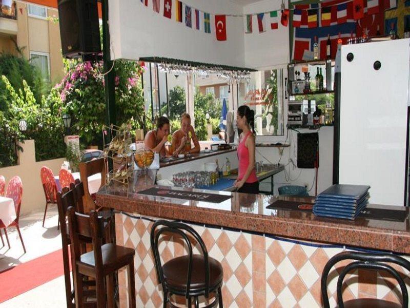 Liman Apart Hotel Marmaris Esterno foto