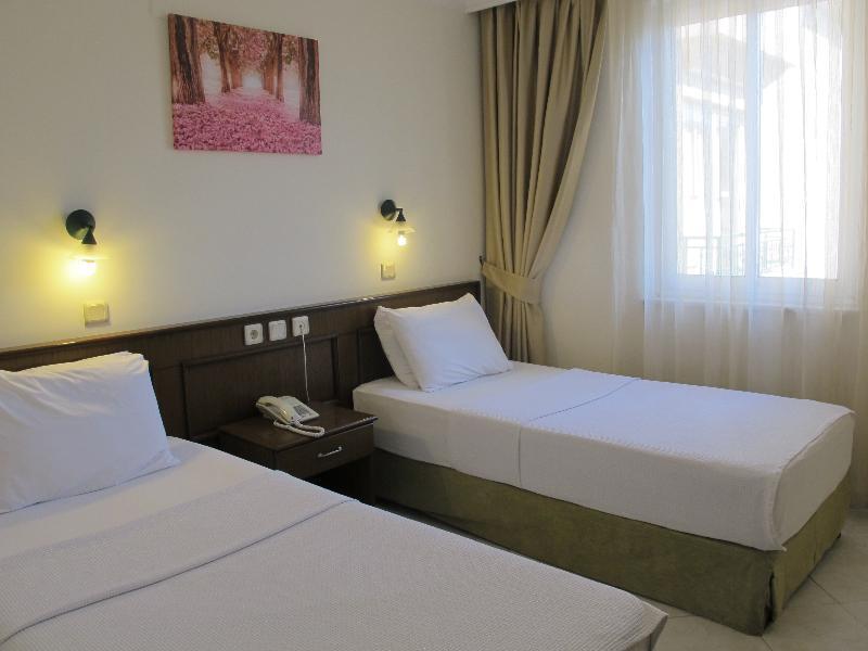 Liman Apart Hotel Marmaris Esterno foto