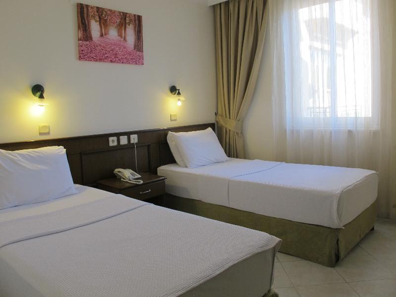 Liman Apart Hotel Marmaris Esterno foto